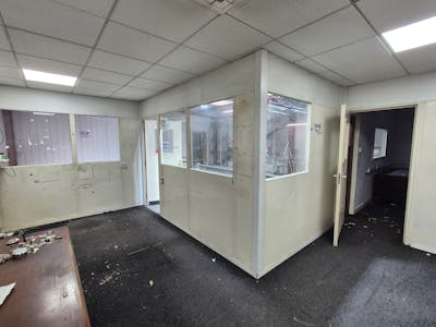 Air Conditioning House, Unit 1, Hyde, Industrial/Logistics / Trade Counter To Let - 20251106_125008.jpg