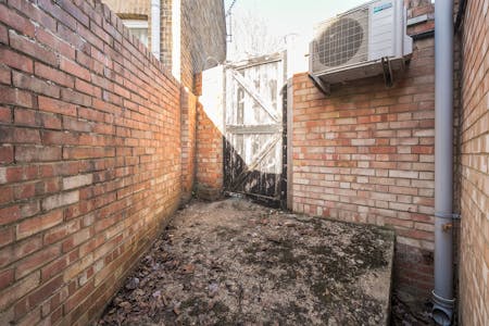 6 Bollo Bridge Road, London, Retail To Let - 13813454691b0118cd39f.jpg