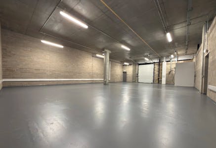 G10 Silverbox, Wembley, Industrial To Let - Silverbox 2.png