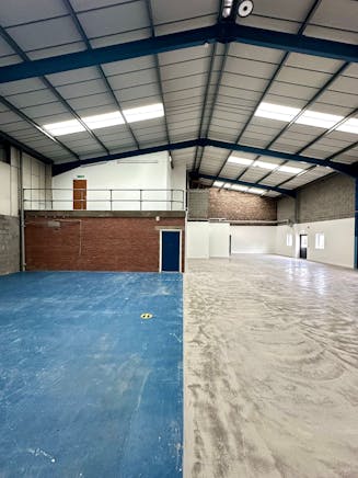 186 Garscube Road, Glasgow, Industrial / Other To Let - PHOTO20250815160139.jpg