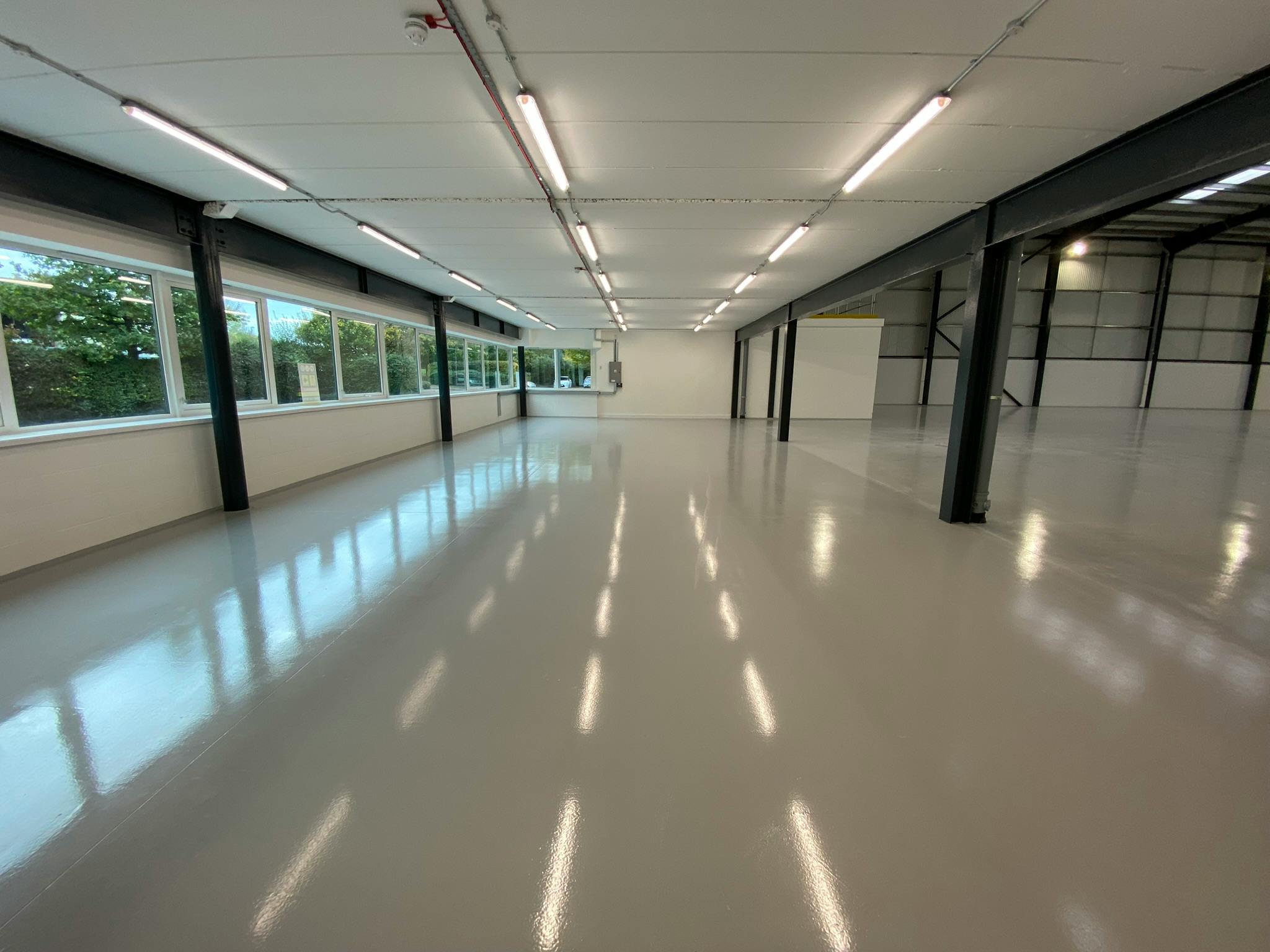 Industrial Unit in Southampton - photo 2