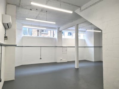 Unit C, London, Office To Let - Int 3.jpg