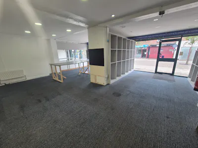 8-10 Castle Street, Stockport, Retail To Let - 20260921_121300.jpg