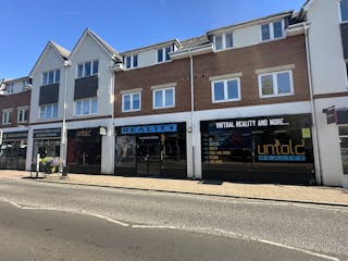 163-167 Fleet Road, Fleet, Retail To Let - IMG_9861.JPG