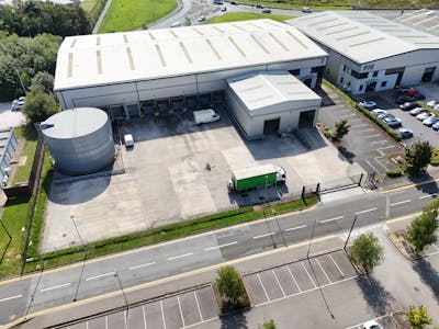 P17, Heywood Distribution Park, Pilworth Road, Rochdale, Industrial To Let - dji_fly_20250813_112708_0446_1755094762122_photo.JPG