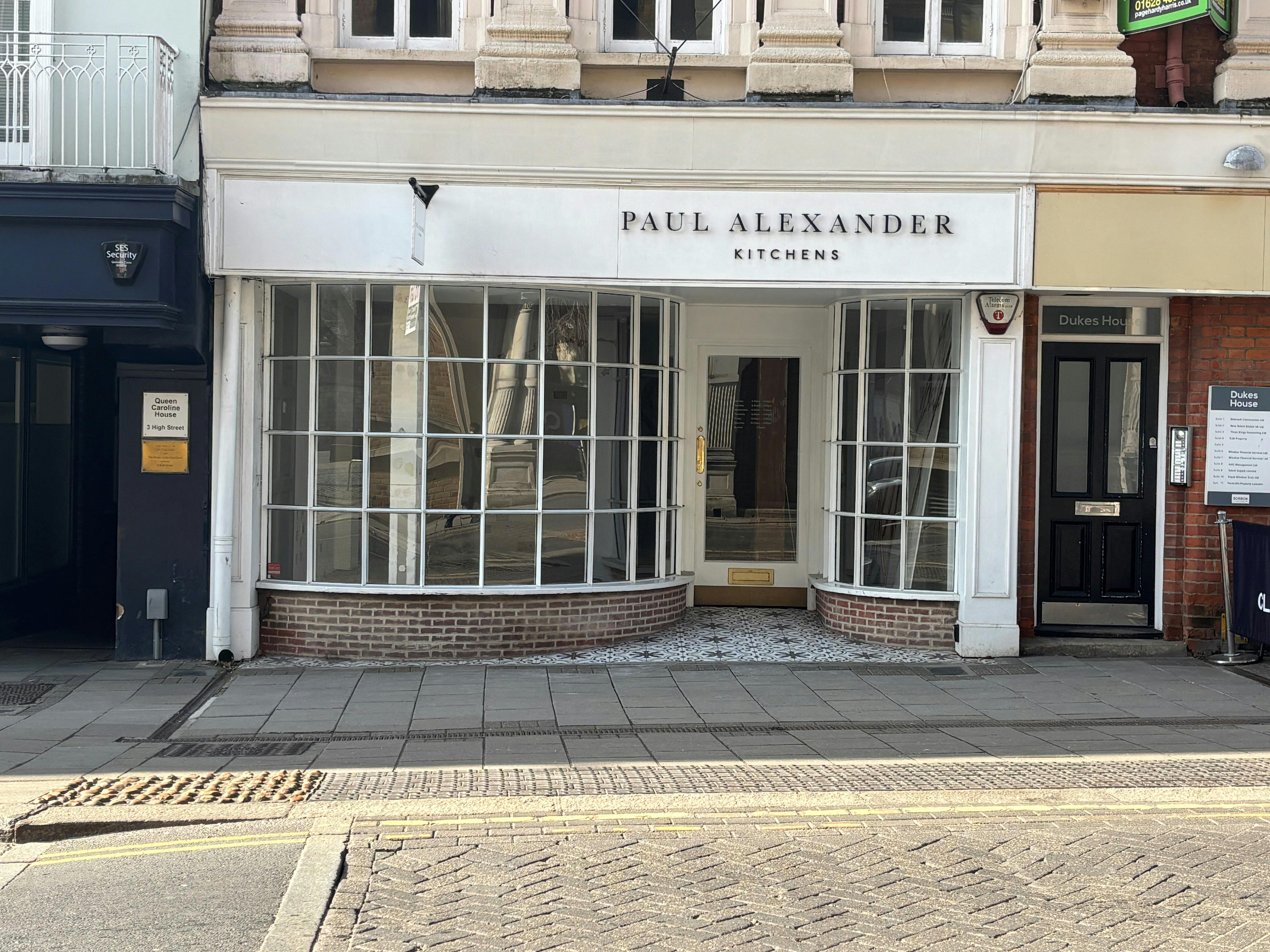 4a High Street, Windsor, Retail To Let - external 2.jpg