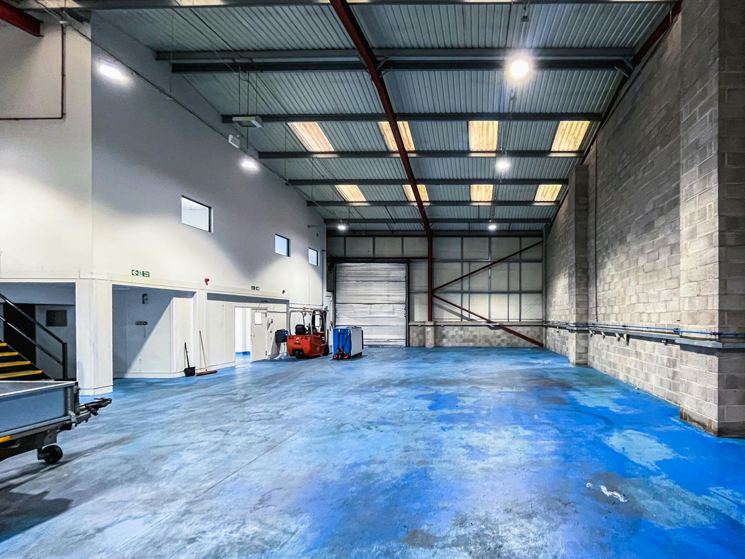 Retail/Shop in Wimborne - photo 2