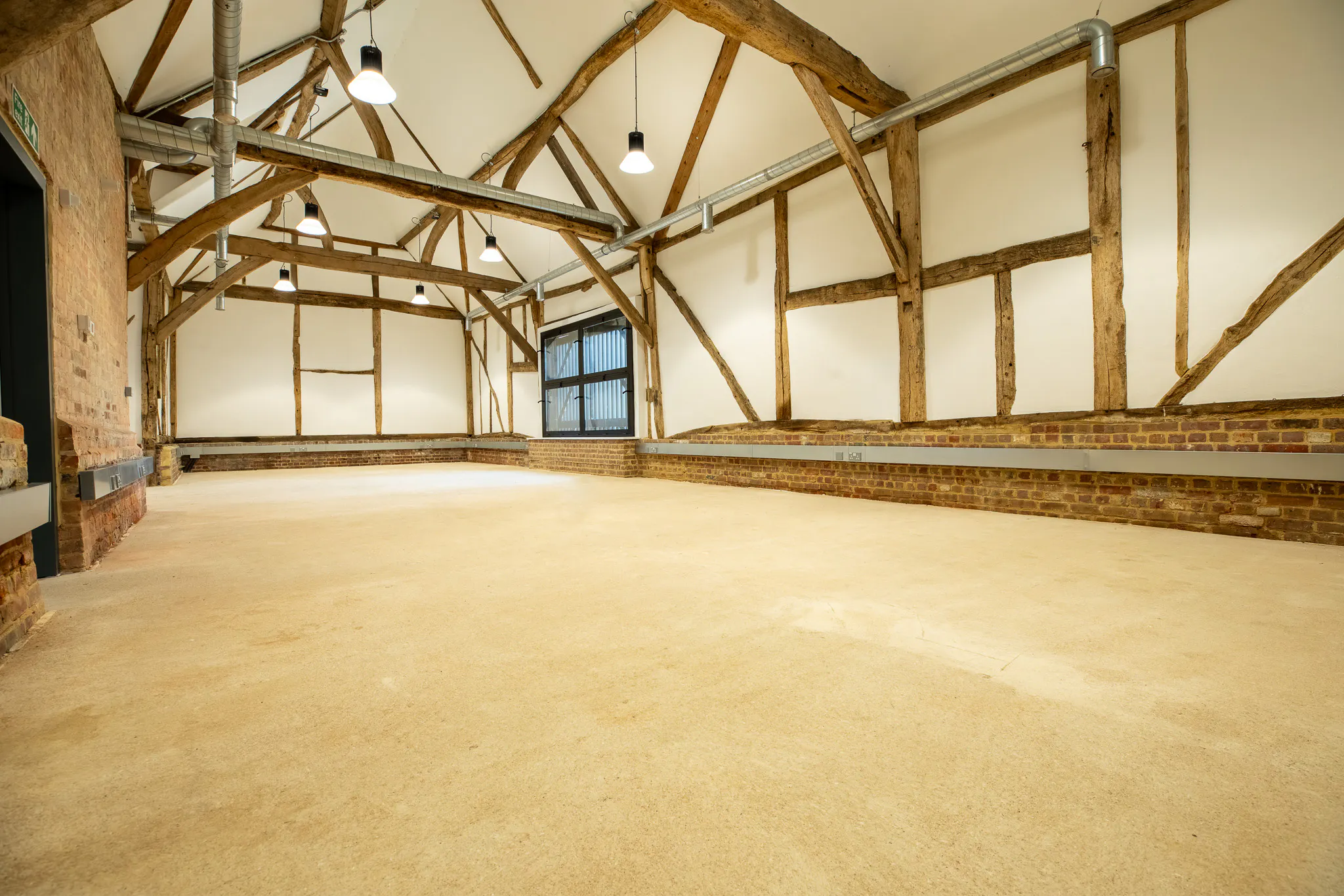 Manor Farm Barns, Hughenden Manor Estate, High Wycombe, Offices To Let - 352A1882-HDR.jpg