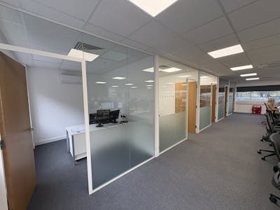 Backstone Business Centre, Cleckheaton Road, Bradford, Office To Let - IMG_1825.jpeg