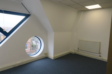 5 Warner House, Harrovian Business Village, Harrow, Office To Let - IMG_2650.JPG