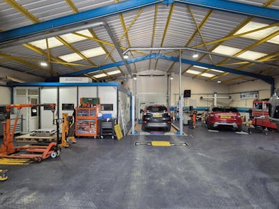 Unit 18, Stockport, Industrial/Logistics / Trade Counter To Let - 20260304_102907.jpg