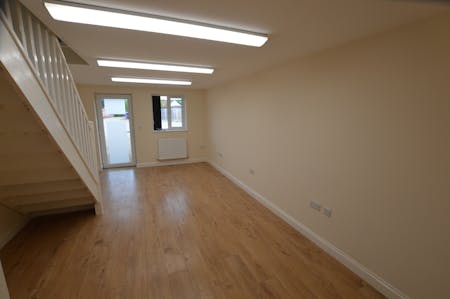 Unit 7, Rushey Ford Business Park, West End Road, Bedford, Office / Retail To Let - Image 4