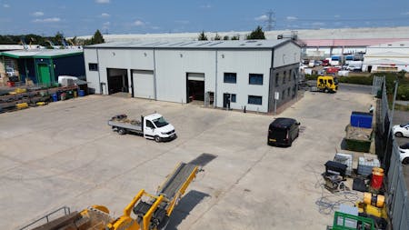 McCloskey House, Hawksworth, Didcot, Industrial/Logistics To Let / For Sale - DJI_0237.JPG