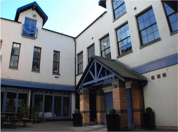 The Stables, 21 - 25 Carlton Court, Glasgow, Offices To Let - Courtyard.jpg