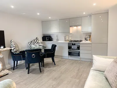 Putney High Street, London, Residential Flat To Let - Open Plan Kitchen/Living Room