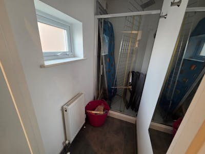 721 London Road, Westcliff-on-Sea, Residential Flat / Mixed Use / Retail For Sale - WhatsApp Image 2026-03-06 at 09.33.40.jpeg