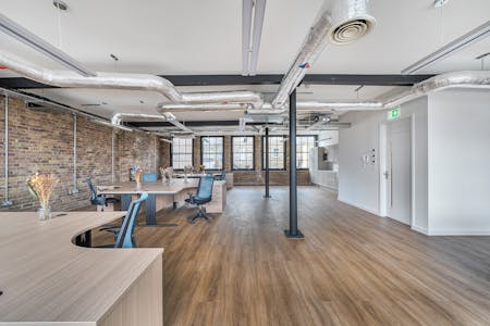 2nd Floor, London, Office To Let - 1410173-8-6989bd4cb576c.jpg