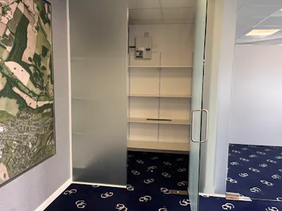 Ground Floor Office, 5 Chalfont Court, Amersham, Office To Let - 20260617_153157946_iOS.jpg