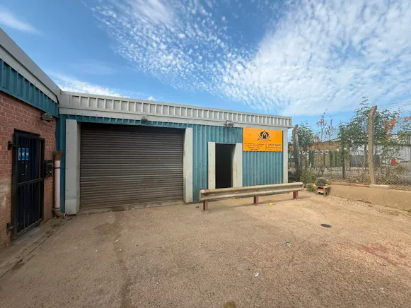 Unit 15 Priory industrial Estate, Southend-on-Sea, Industrial To Let - Unit 15