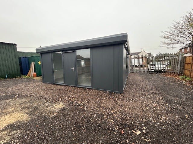 Yard and Site Office, Old Windsor, Industrial To Let - Main building.jpg