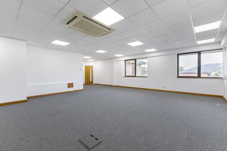 Unit 2, Bell Business Park, Aylesbury, Office To Let - 96419_2BellBusinessParkSmeatonClose  21.jpg