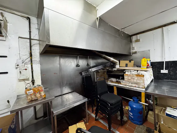Licensed Bar, Restaurant, Takeaway Opportunity, 30 Main Street, Kilmarnock To Let - IMG_9640.jpg