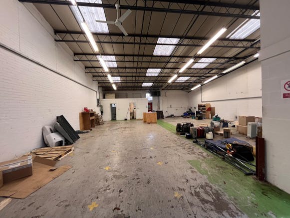 Unit 8, Howard Industrial Estate, Chilton Road, Chesham, Industrial To Let - WhatsApp Image 20251014 at 102828_4913b408.jpg