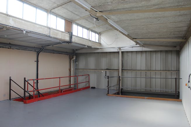 Unit A Circle Line House, Harlow, Industrial To Let - IMG_0817.JPG