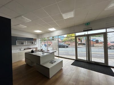 15A Alcester Road, Studley, Retail To Let - 3.jpg