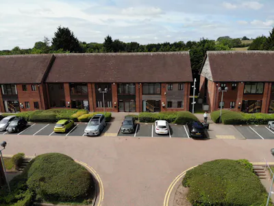 4 Chestnut Court, Jill Lane, Redditch, Office To Let - DJI_0514.JPG