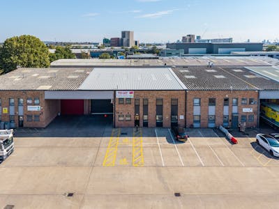 10 Whitby Avenue, Park Royal, Industrial/Logistics / Industrial / Warehouse To Let - 4.jpg