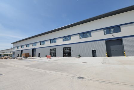 Units 4a & 4b - Vauxhall Trading Estate, Reddish, Industrial / Warehouse To Let - DSC_3879.JPG