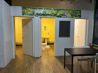 BG16a The Galleries, The Galleries, Bristol, Shopping Centre Unit To Let - Toilets.jpg