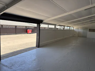 2A Marsh Hill Farm, Aylesbury, Industrial To Let - ffc53bb8-c264-482d-b49d-e4032c60ef0a.jpg