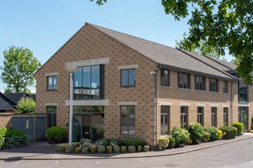 Unit 1, The Courtyard, Bracknell, Offices To Let - Unit 1 the Courtyard Bracknell 1.jpg