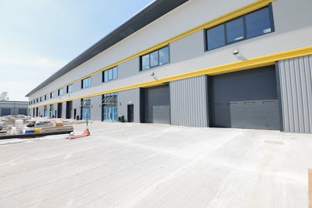 Vauxhall Trading Estate | Units 2a - 2f, Reddish, Industrial / Warehouse To Let - DSC_3901.JPG