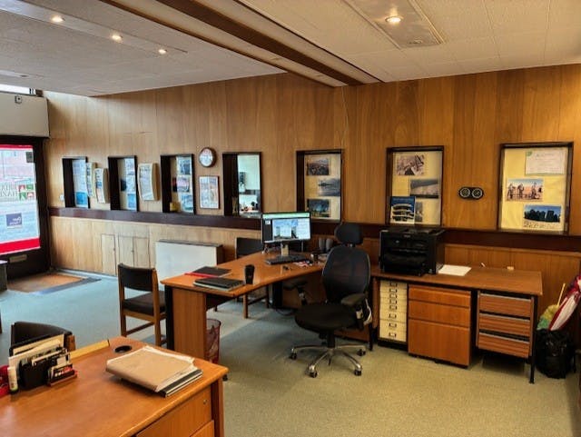 49 Marina, Bexhill On Sea, Retail To Let - 4aaa21c4-4120-4484-8fff-c5279a46f3bd.jpg