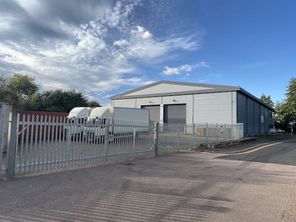 Unit 8 Connections Business Park, Sevenoaks, Industrial To Let - 20250909_162937268_iOS.jpg