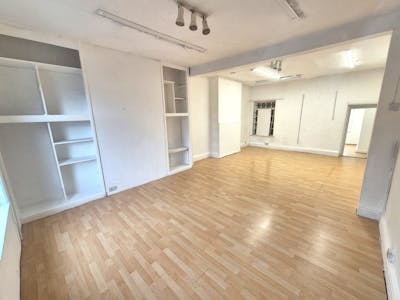 74 Gloucester Road, Manchester, Retail To Let - 20260220_112801.jpg