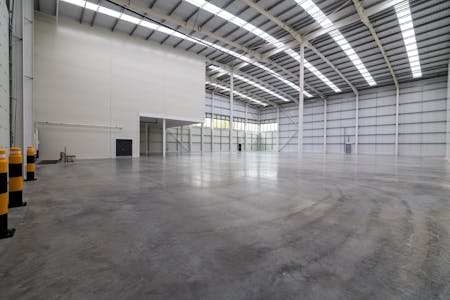 Unit 2, AIR Heathrow, Feltham, Industrial / Warehouse To Let - Eighty_Wrenbridge_AIR_0094.jpg