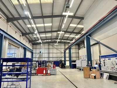 Units 5 & 6 South Cargo Centre, Feltham, Heathrow, Warehouse To Let - 5  6 South Cargo Warehouse 2.jpg