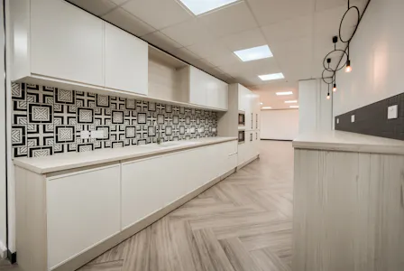 4 Vicarage Road, Birmingham, Office To Let - XT5A5027-HDR(3).jpg