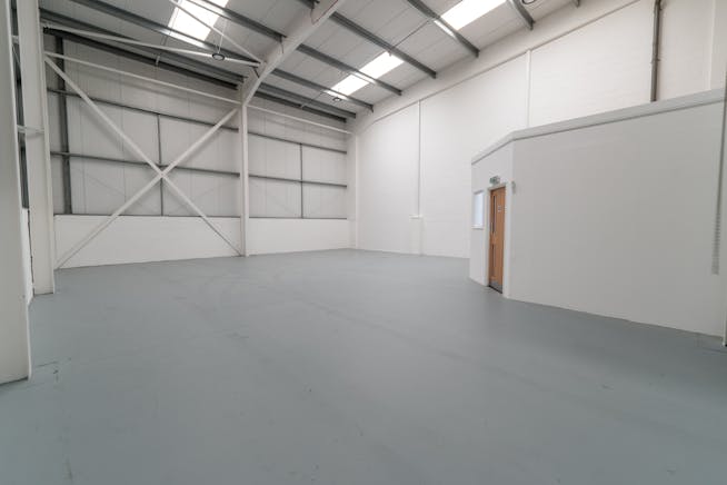 Unit 14, Redhill 23 Business Park, Redhill, Industrial To Let - Unit 14-4.jpg