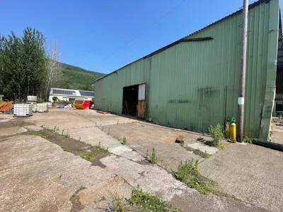 Unit 11, Neath Vale Supplier Park, Neath, Industrial / Warehouse To Let - f0d9cd37-8025-407a-ab7f-280e427943a0.JPG