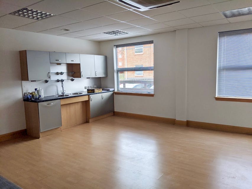 Unit 3 Millars Brook, Wokingham, Offices To Let / For Sale - IMG_20200113_122031 (1).jpg