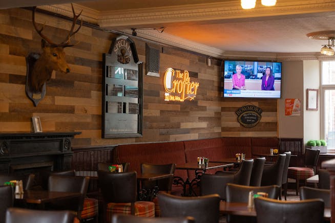 Crofter Bar, 11 High Street, Fort William For Sale - DSC00010.jpg