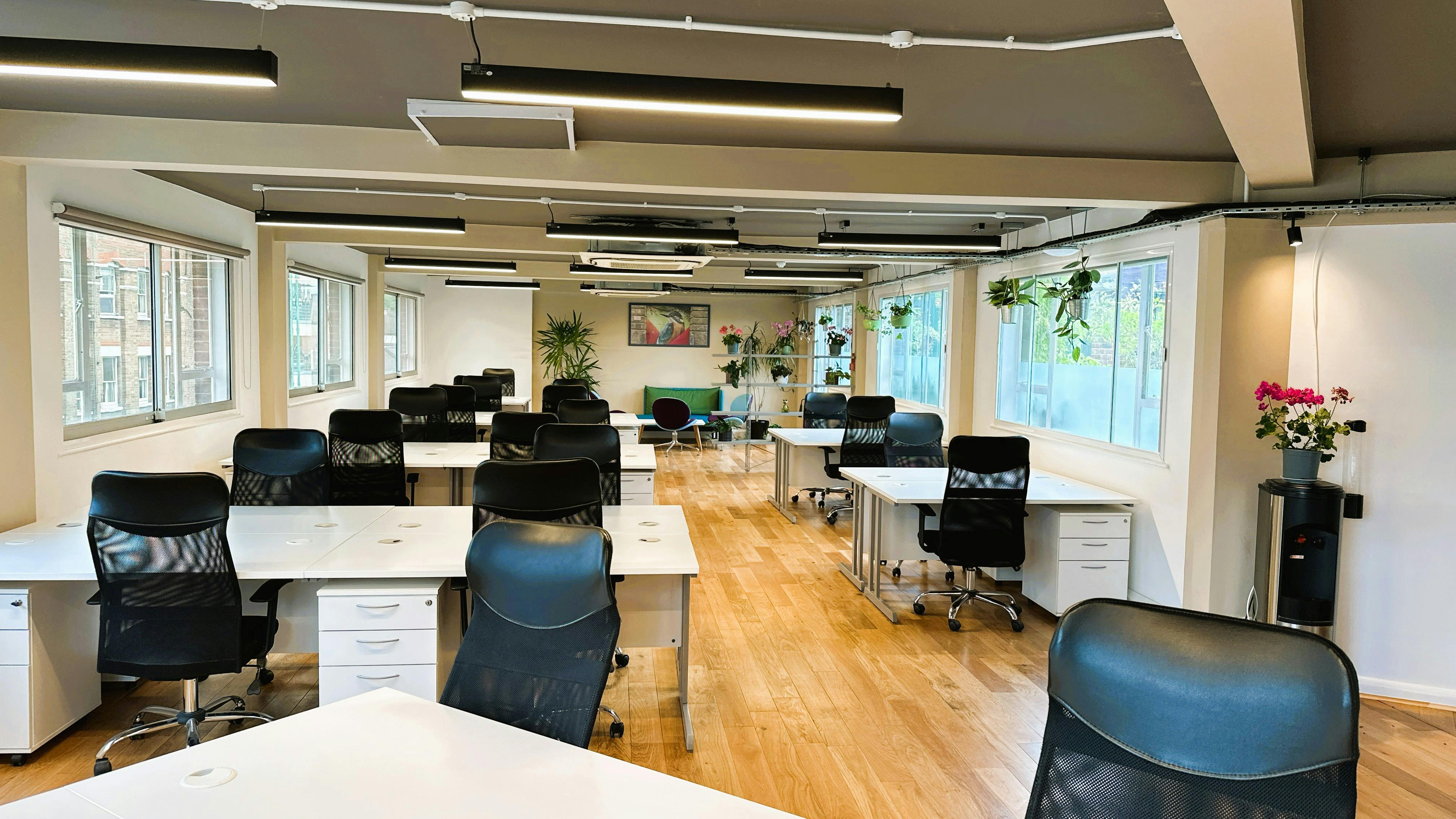 Suite 4.2, 64 Great Eastern Street, London, Offices To Let - 4th floor 64 Great Eastern Street London EC2A 3DR  1.jpg