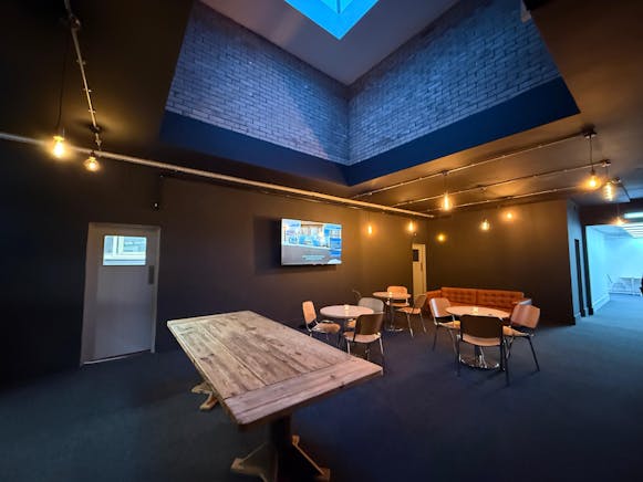 7 Eldon Way, Hockley, Leisure / Office To Let - WhatsApp Image 2026-03-04 at 17.40.02.jpeg