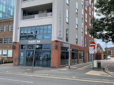 Unit 1-2 Junction Court, Watford, Retail For Sale - 10.jpg