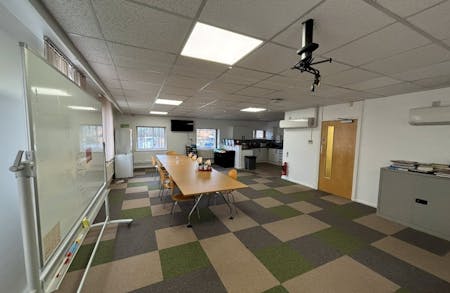 Ty'r Efail & Ty'r Felin, Pontypool, Office For Sale - Ty'r Felin Interior